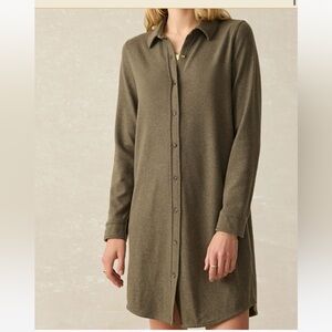 Faherty legend sweater dress M olive green shirt dress